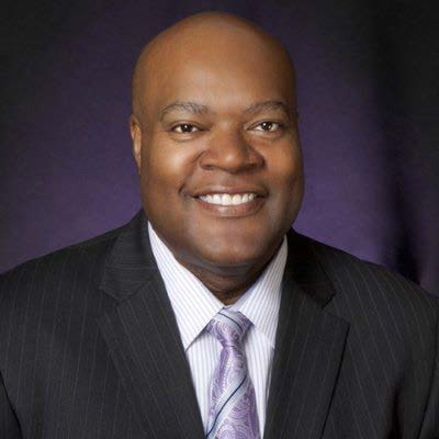 97f6e92e-20a2-4597-820c-fd1e9053fb36 Tony Harris CEO of Think B 2 B and Author of Fads Marketing